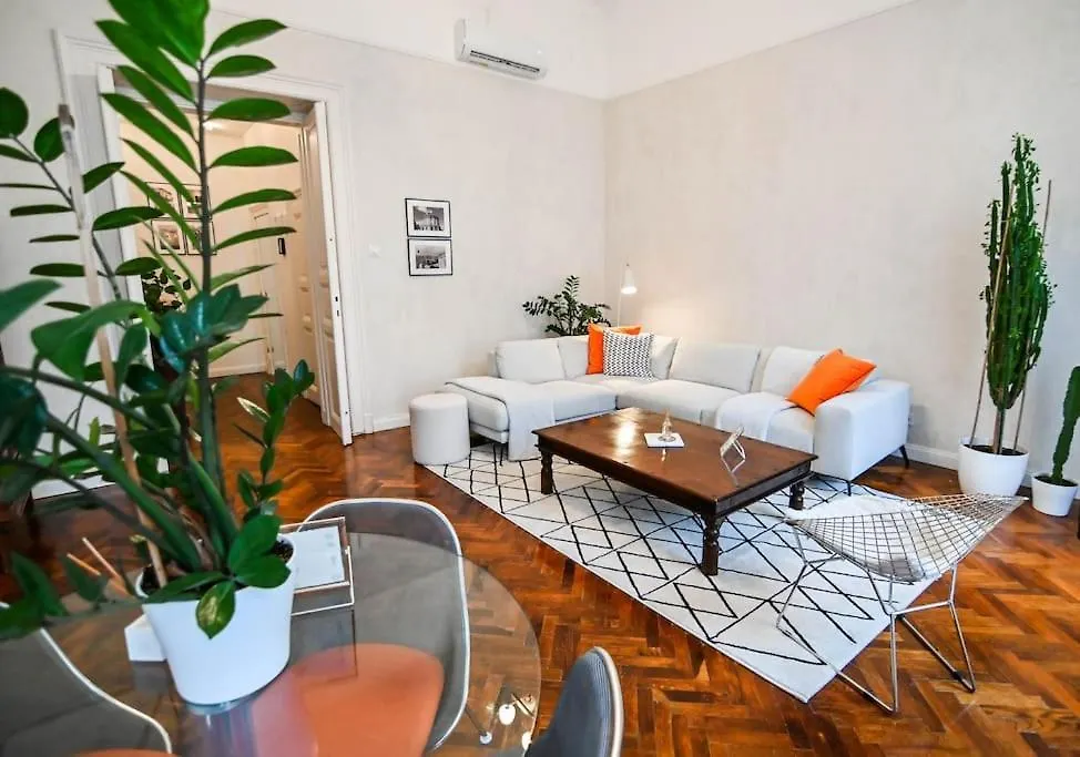 בודפשט Tranquil And Charming One Bedroom Apartment 0*,
